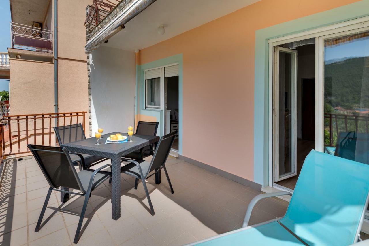 Cozy Apartment Stana In Grebastica Šibenik Buitenkant foto