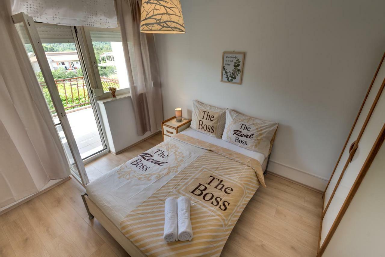 Cozy Apartment Stana In Grebastica Šibenik Buitenkant foto